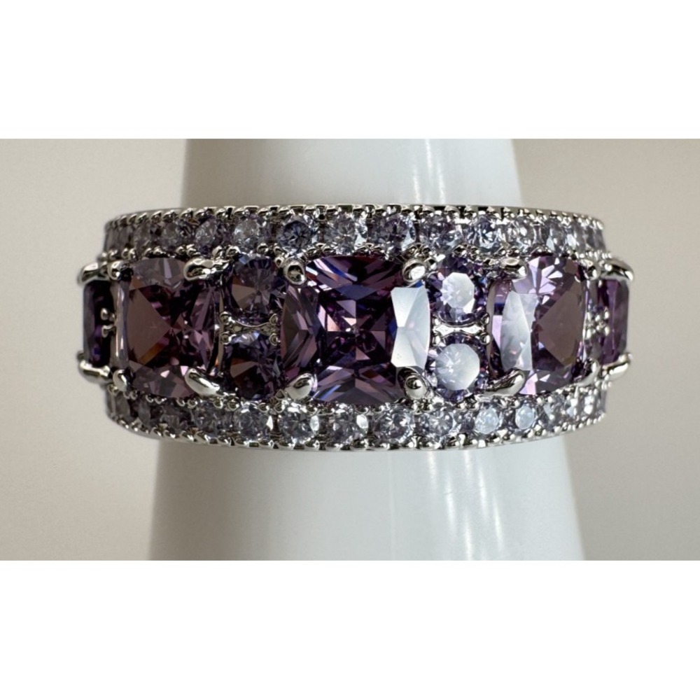 Size 8 Bomb Party Ring - RG95550 With Stars In Her Eyes" Amethyst CZ On Rhodium